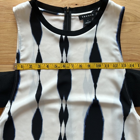 Trouvé Cutout Dress | Medium - Picture 2 of 8